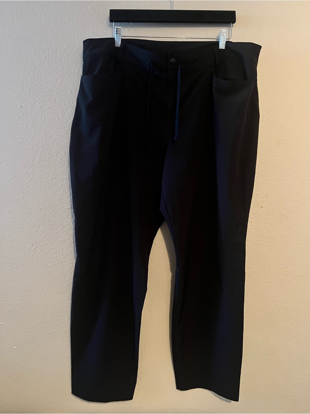 Magellan Outdoors Woman’s Black Drawstring Chinos size 1X